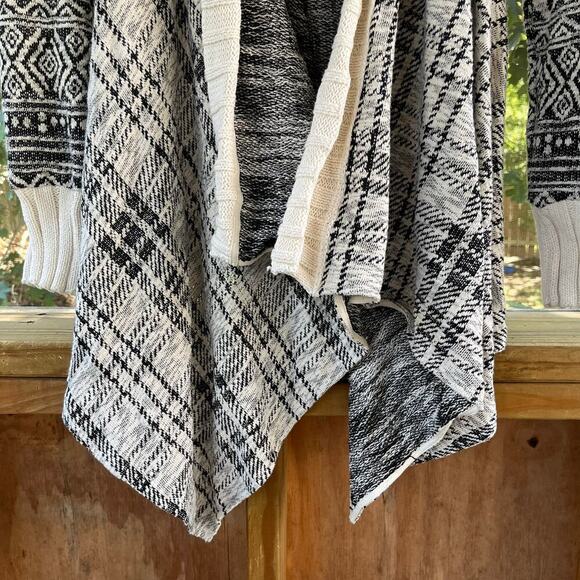 Anthropologie Tiny Mazarine Black And White Cardigan Sweater Size S - Picture 5 of 9